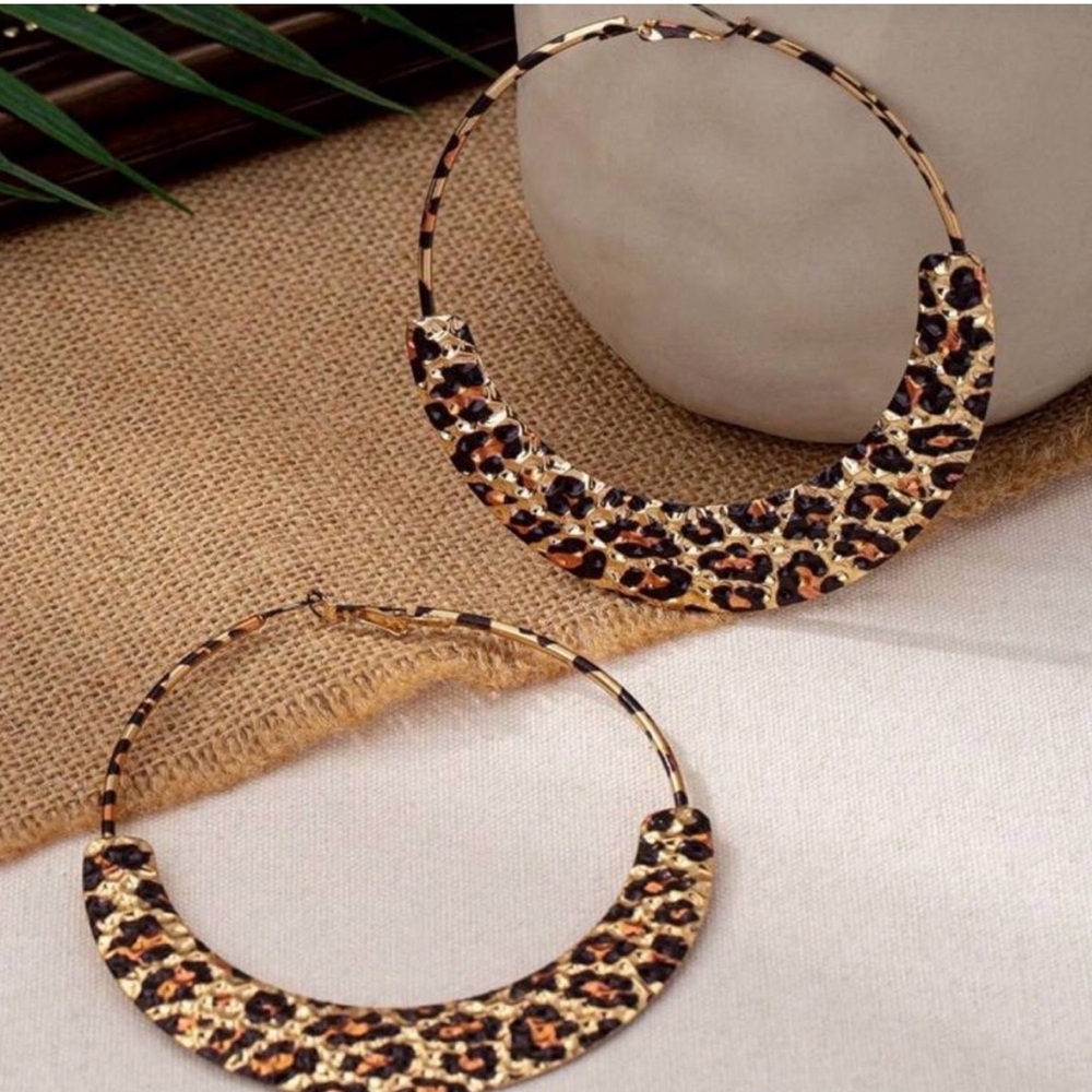 Leopard Print Hoop Earrings - Picture 2 of 3